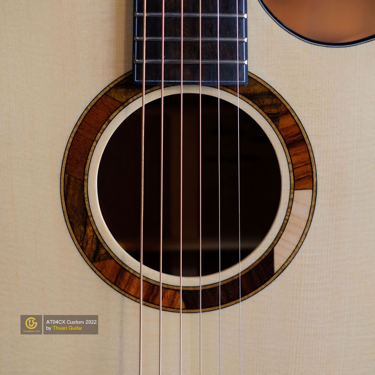 Thuận Guitar AT-04CX CUSTOM 2022