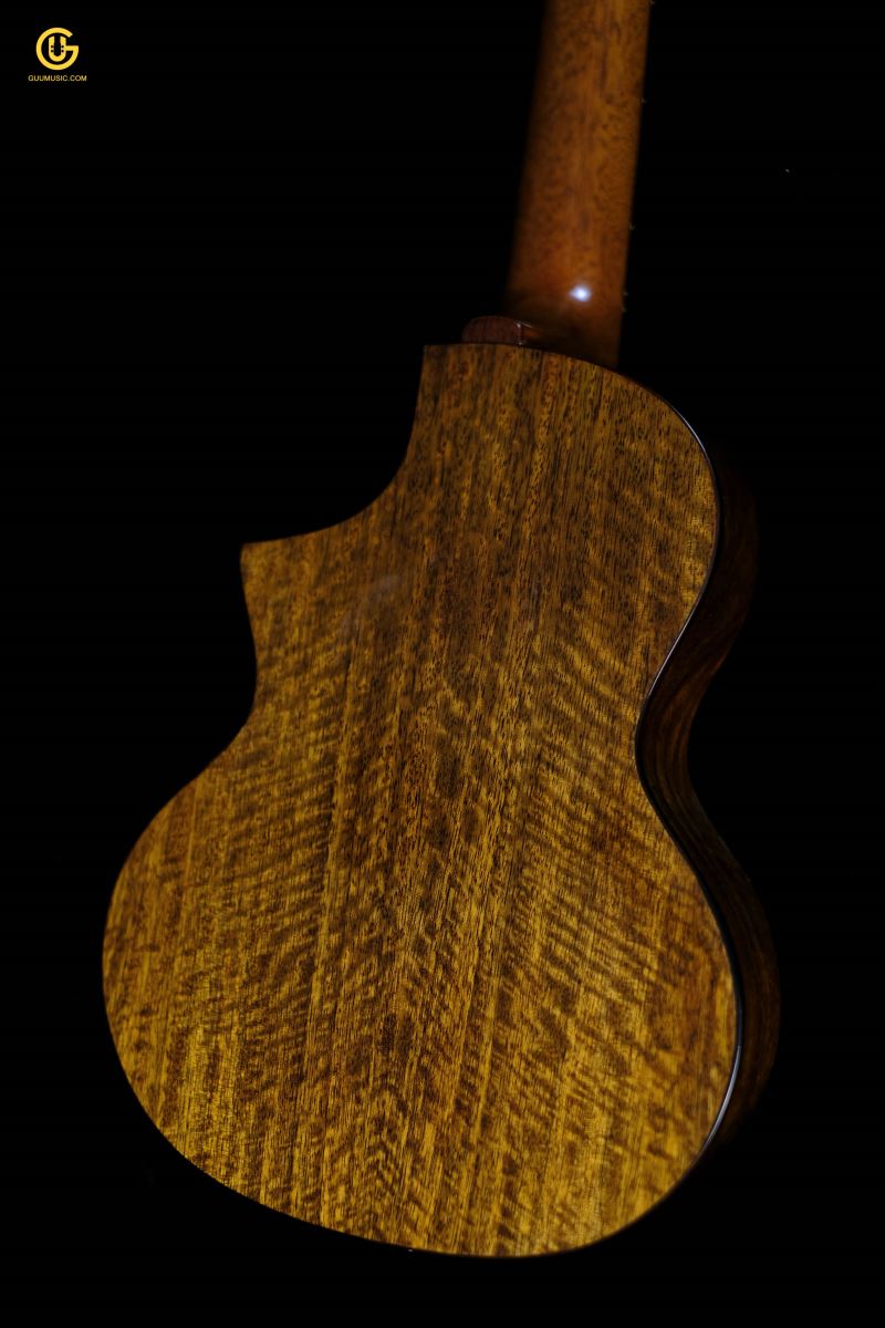 UKULELE TENGGE