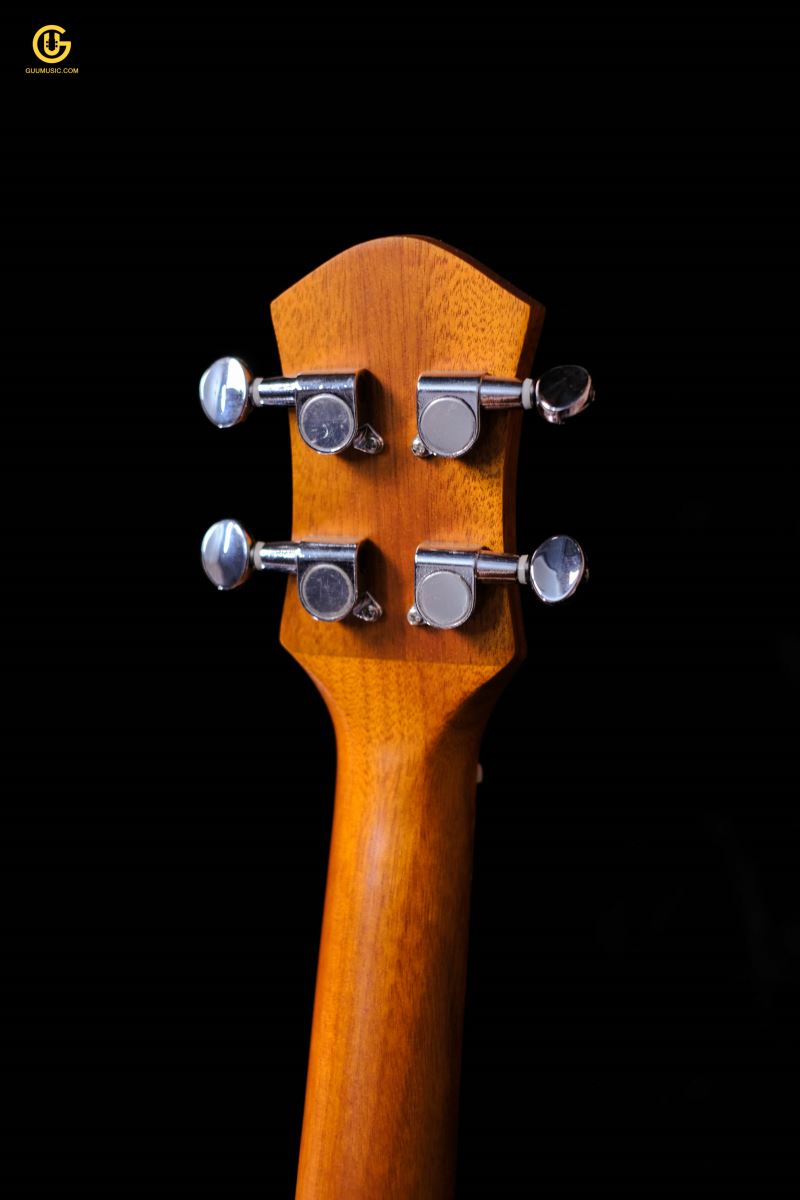 UKULELE MAHO