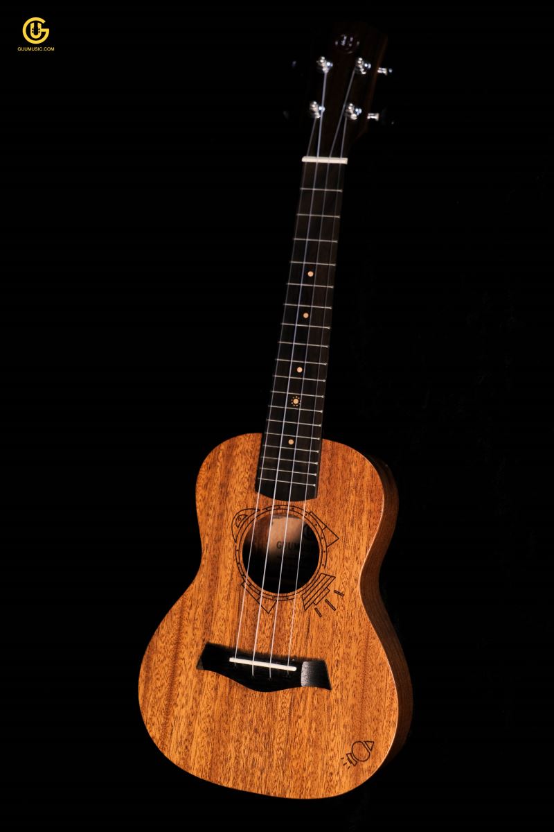 UKULELE TVT