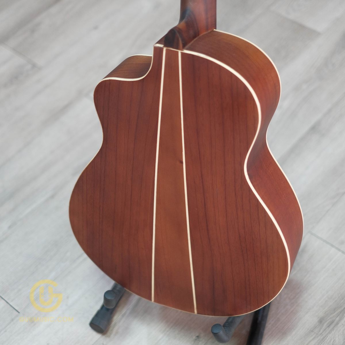GUITAR ACOUSTIC MINI DHD