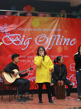 Tưng bừng Big Offline giao lưu các CLB guitar trên địa bàn thành phố Vinh